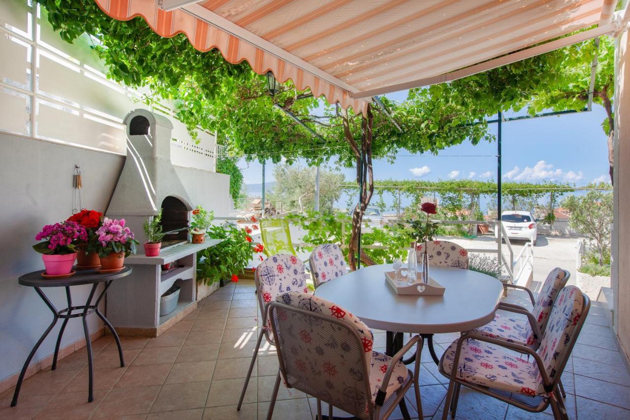Villa Nedika พอดโกรา ภายนอก รูปภาพ